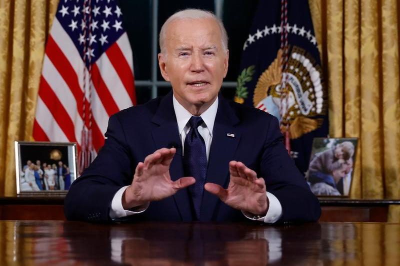 Presedintele SUA Joe Biden adresandu-se natiuniii din Biroul Oval, 19 oct.2023, Foto: Jonathan Ernst - Pool via CNP / DPA / Profimedia