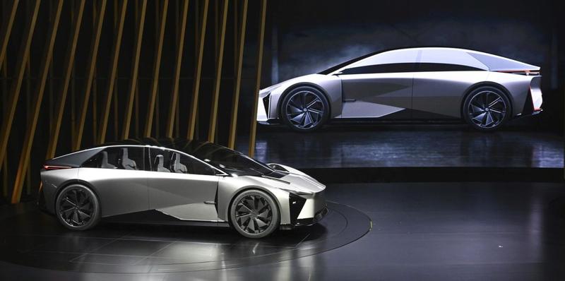 Lexus LF-ZC, Foto: Miho Ikeya / AP / Profimedia