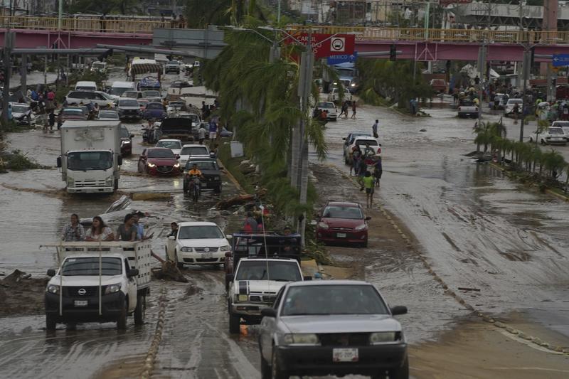 Uraganul Otis a lovit miercuri orasul Acapulco, Foto: Marco Ugarte / Associated Press / Profimedia Images