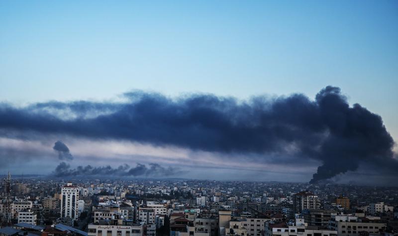 Atacuri aeriene lovesc cartierul Ez-Zeytun din orașul Gaza, Foto: Ali Jadallah / AFP / Profimedia