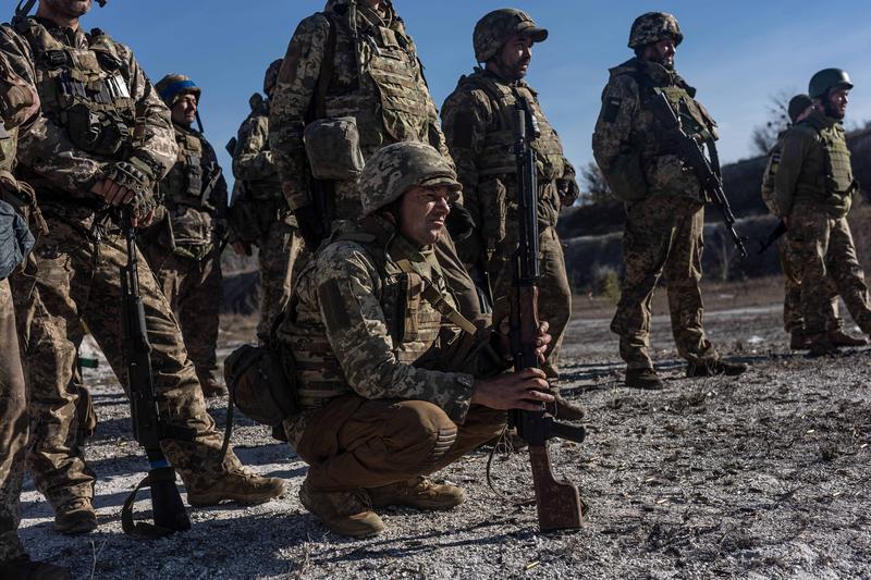 Soldați ucraineni în regiunea Donețk, Foto: AA/ABACA / Abaca Press / Profimedia