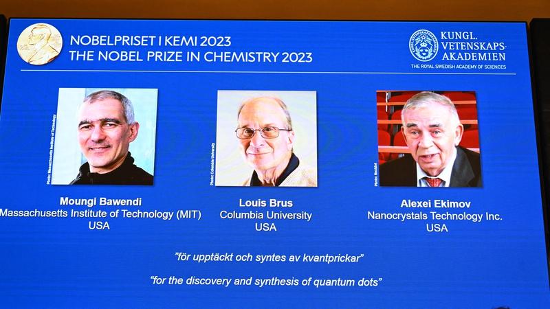 Moungi Bawendi, Louis Brus şi Alexei Ekimov au câștigat Premiul Nobel pentru Chimie 2023, Foto: Jonathan NACKSTRAND / AFP / Profimedia