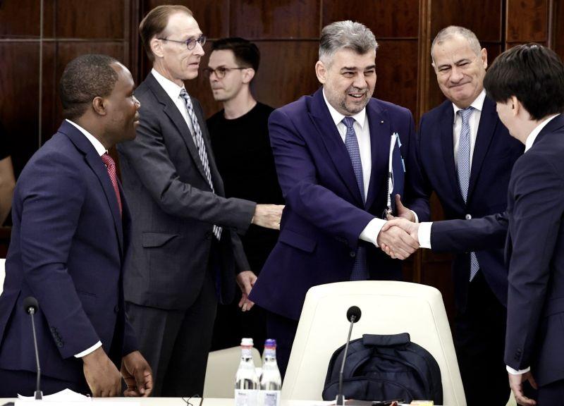 Marcel Ciolacu si expertii FMI, Foto: Guvernul Romaniei