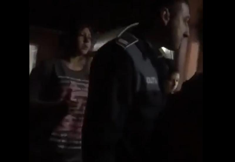 Politist din Giurgiu se comportă abuziv, Foto: Captura video