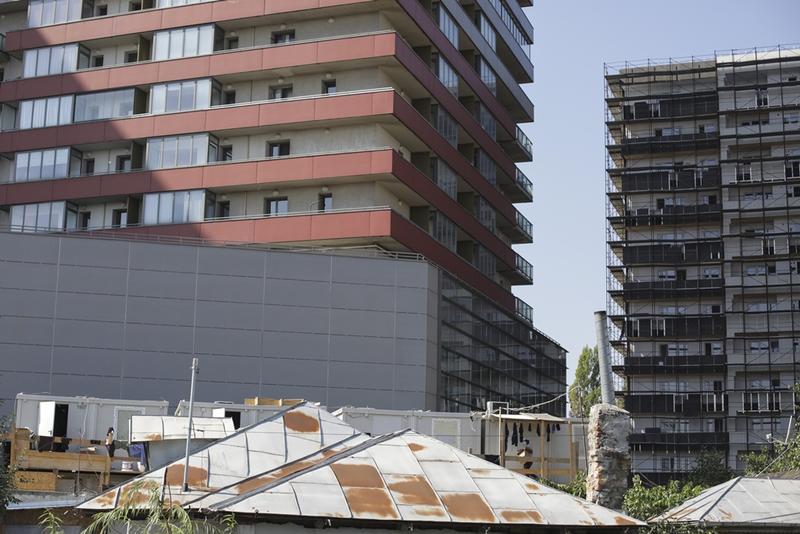 Piata imobiliara. Bloc de locuinte in constructie, Foto: Inquam Photos / Octav Ganea