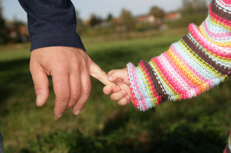 Copiii care au probleme de atașament pot avea dificultăți în formarea unor relații sănătoase atunci când cresc, Foto: © Ghubonamin | Dreamstime.com