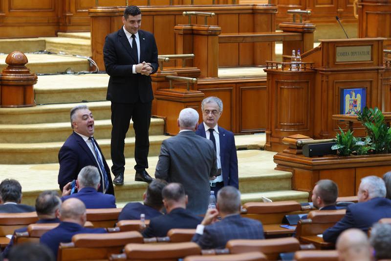 George Simion în Parlament , Foto: Inquam Photos - Sabin Cirstoveanu