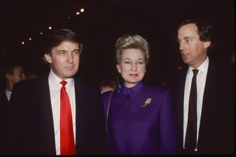 Donald Trump, alături de sora sa Maryanne Trump Barry și fratele său Robert Trump, în 1990, Foto: Sonia Moskowitz / Zuma Press / Profimedia