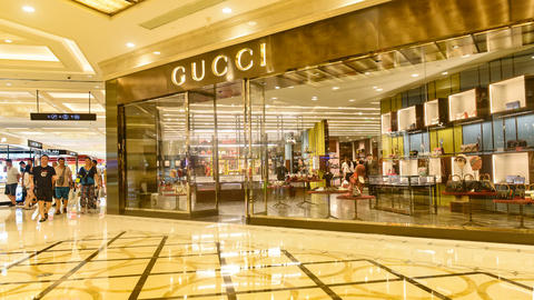 Magazin Gucci, Foto: 124158589 © Photomall | Dreamstime.com