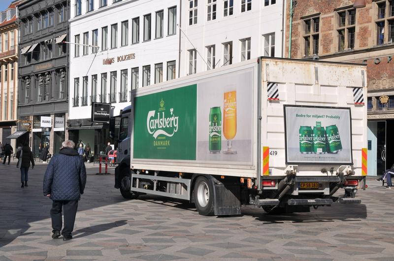 Camion al Carlsberg, Foto: Francis Joseph Dean-Deanpictures / Alamy / Profimedia Images