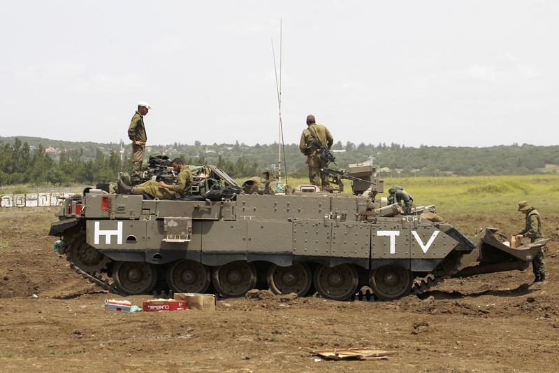 Vehicul blindat „Puma” din dotarea fortelor armate israeliene, Foto: Jalaa MAREY / AFP / Profimedia