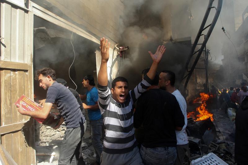 Bombardamente in Rafah, Foto: Ismael Mohamad / UPI / Profimedia