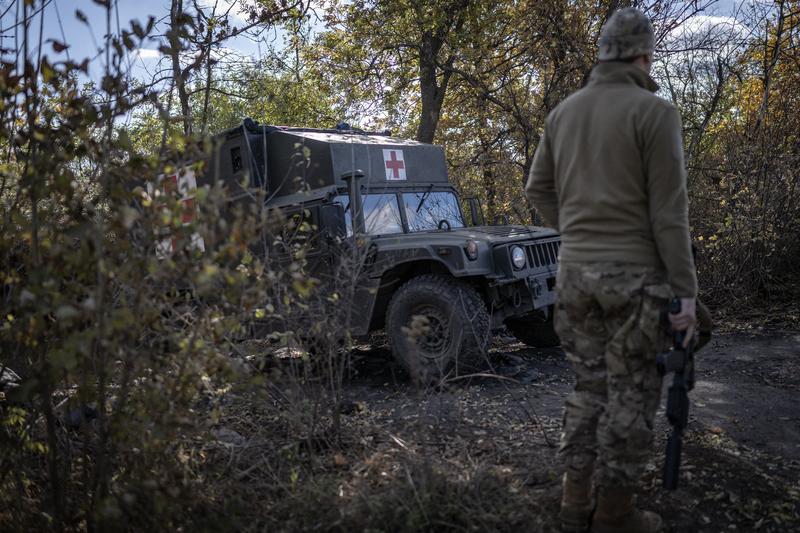 Ambulanță ucraineană pe frontul din Avdiivka, Foto: AA/ABACA / Abaca Press / Profimedia