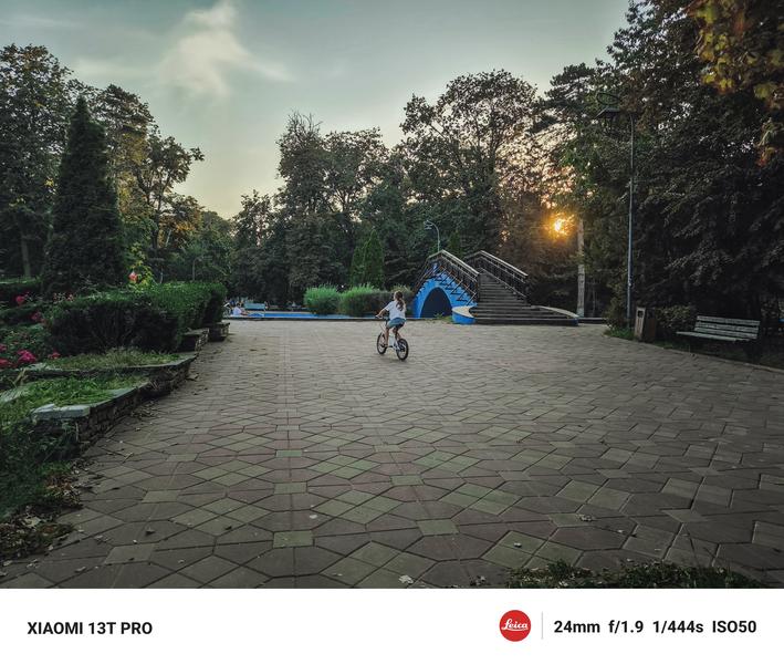 Sfaturile unui turist despre cum poți descoperi mai bine orașul cu un smartphone, Foto: Xiaomi