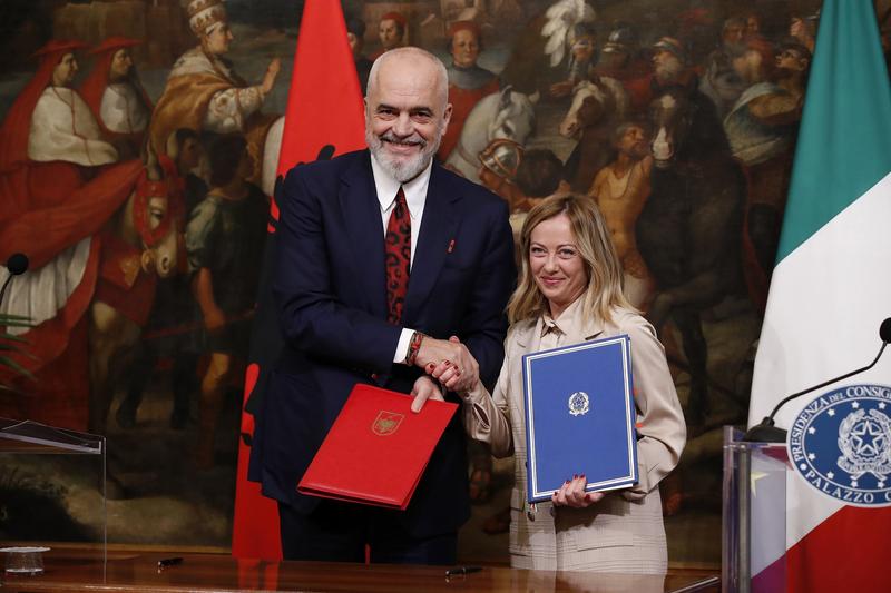 Giorgia Meloni alaturi de premierul albanez Edi Rama, Foto: Mondadori Portfolio / ddp USA / Profimedia Images