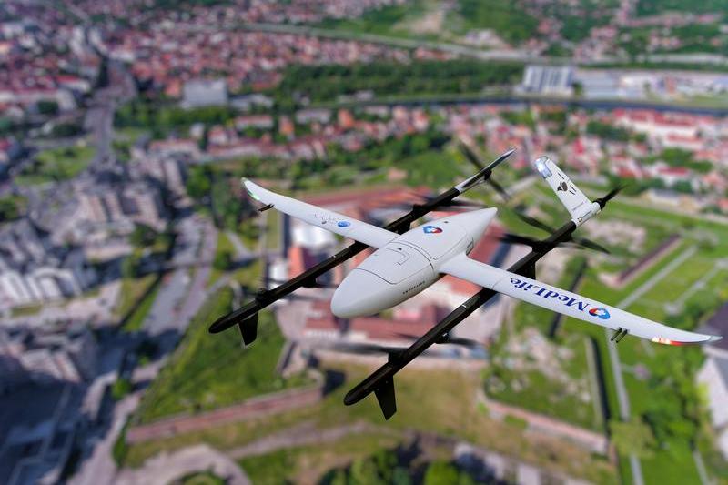 Traseul inițiat de MedLife între Oradea și Arad devine cea mai lungă rută de zbor cu drona pentru probe medicale, din Europa, Foto: MedLife