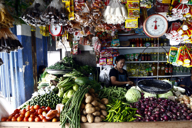 Tarabă cu legume din Manila, Filipine, Foto: Junpinzon | Dreamstime.com