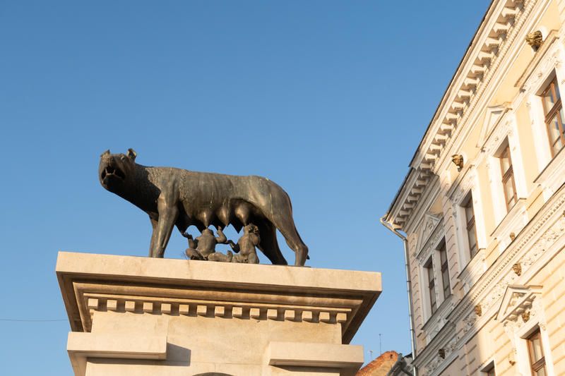 Statuia Lupoaica și puii din Cluj-Napoca, Foto: Roland Nagy | Dreamstime.com