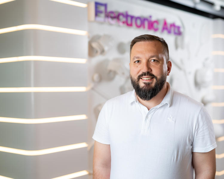 Alex Constantinescu, Foto: Electronic Arts