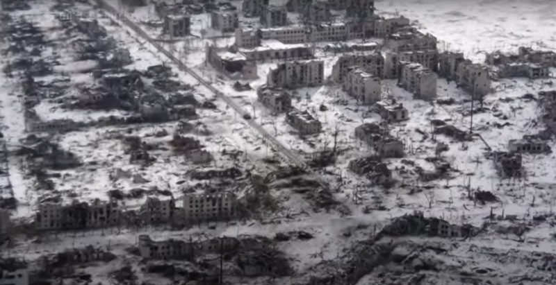 Maryinka, orașul în care nicio clădire nu a scăpat de bombardamente, Foto: Captura YouTube