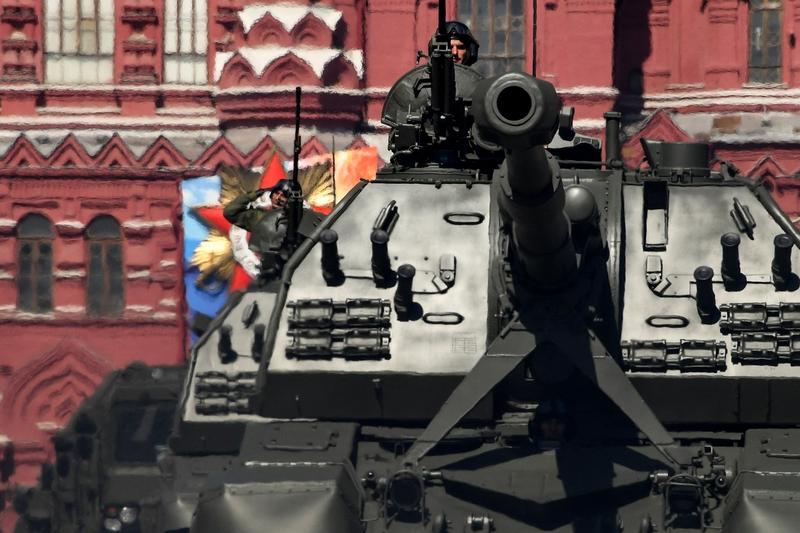 Obuzier autopropulsat Coalition-SV defilează prin Piața Roșie în timpul paradei militare de Ziua Victoriei de la Moscova, Foto: Kirill KUDRYAVTSEV / AFP / Profimedia