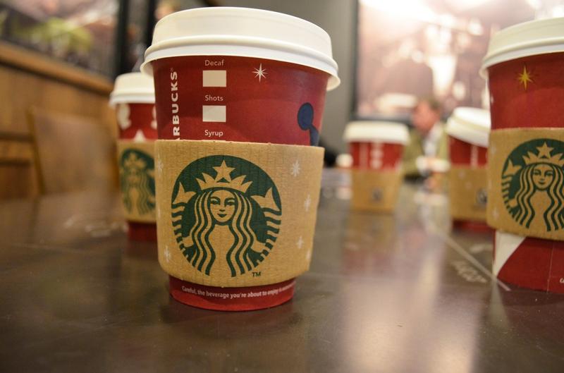 Pahare Starbucks, Foto: Erkan Mehmet / Alamy / Alamy / Profimedia