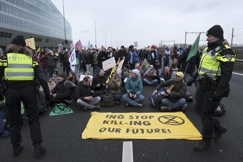 Protest contra ING în Olanda, Foto: Patrick Post / AP / Profimedia