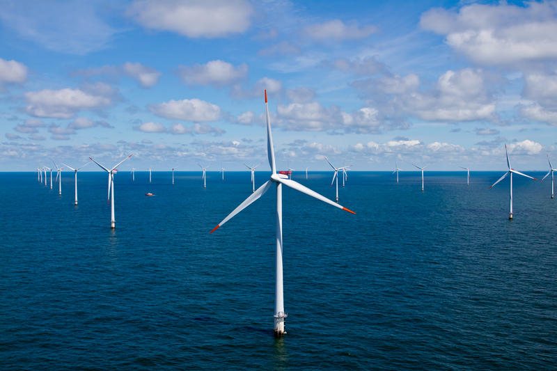 Turbine eoliene offshore, Foto: Michael H. Sorensen | Dreamstime.com