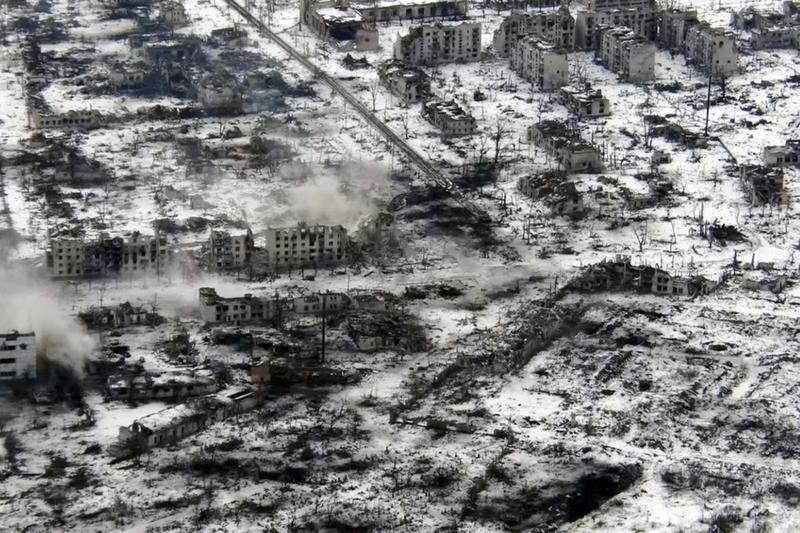 Oraşul ucrainean Mariinka, complet devastat de lupte, Foto: AP / AP / Profimedia