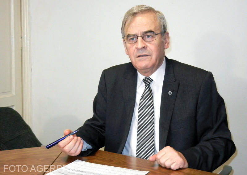 ​Laszlo Tokes, preşedintele Consiliului Naţional Maghiar din Transilvania (CNMT), Foto: Agerpres