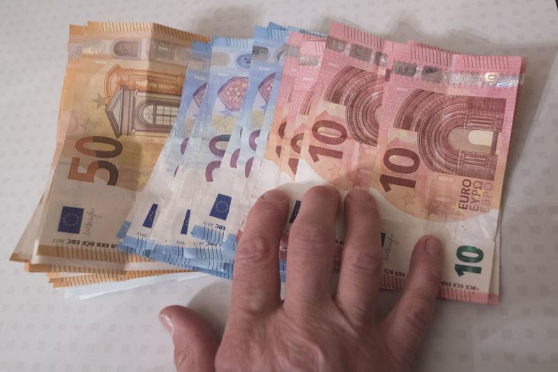 Bani cash euro, Foto: Elmar Gubisch / Panthermedia / Profimedia