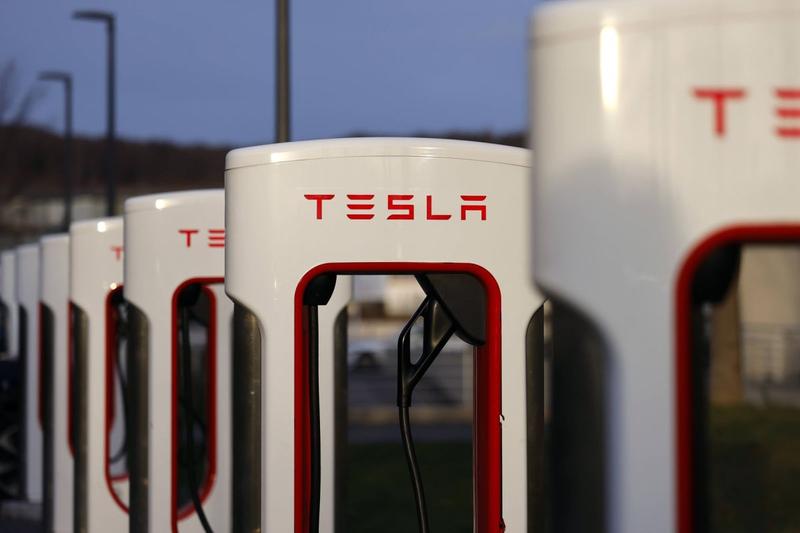 Statii de incarcare pentru Tesla, Foto: Christoph Hardt / imago stock&people / Profimedia