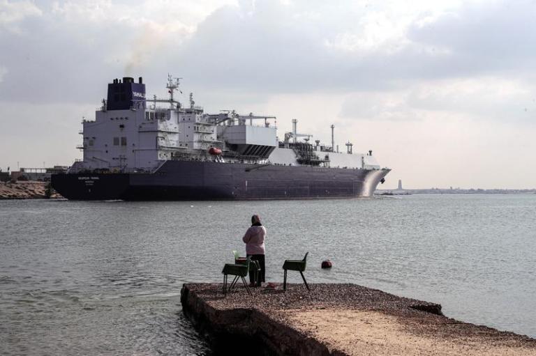 Nava in Canalul Suez, Foto: Ahmed Gomaa / Xinhua News / Profimedia