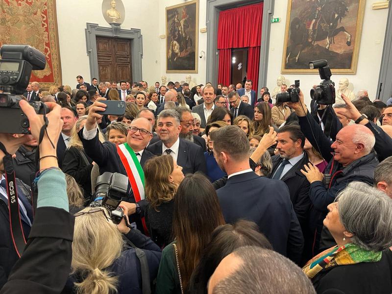 Marcel Ciolacu si romanii din Italia, Foto: Guvernul Romaniei