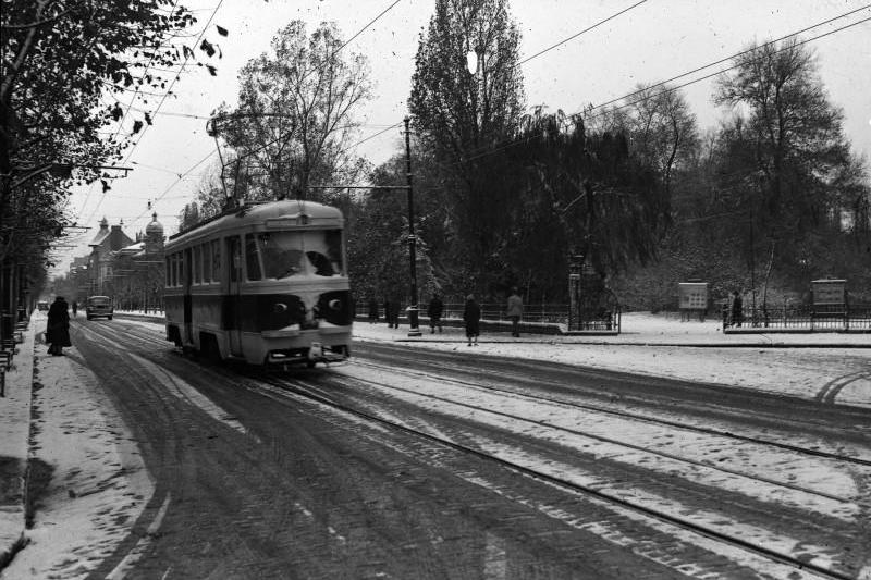 Bulevardul 6 Martie, astăzi Regina Elisabeta din București - martie 1956, Foto: AGERPRES