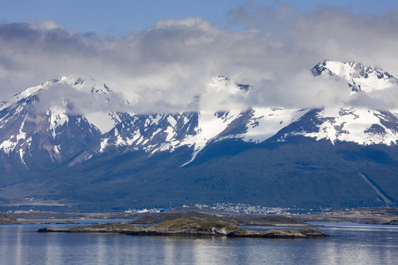 Ushuaia, oraș-port din Țara de Foc, Argentina, Foto: Richard Cummins / robertharding / Profimedia