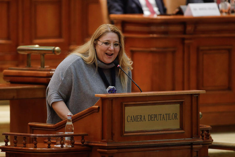 Diana Șoșoacă, în Parlamentul României, Foto: Inquam Photos / George Călin