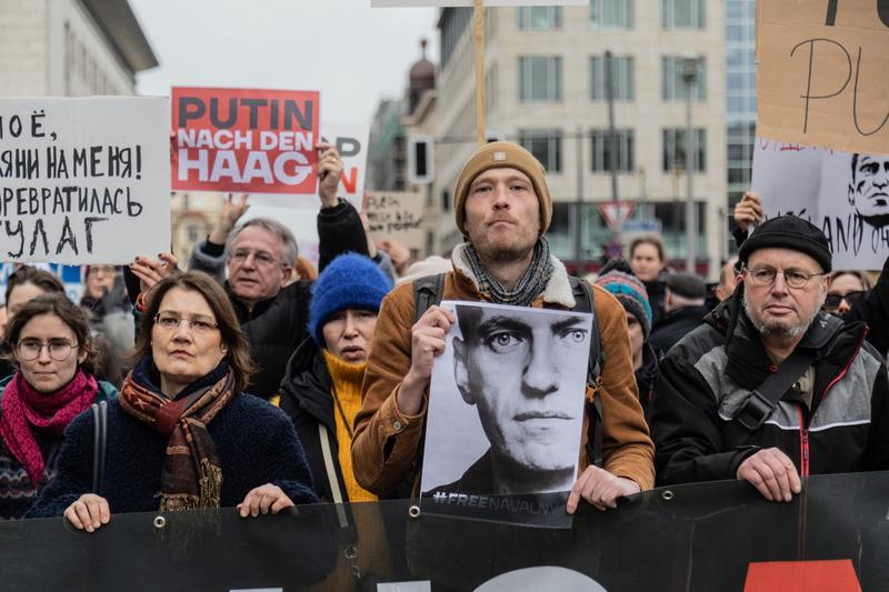 Protest la Berlin după moartea opozantului rus Alexei Navalnîi, Foto: SOPA Images / ddp USA / Profimedia