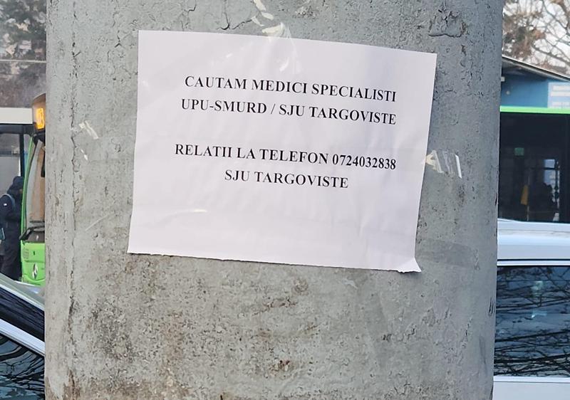 Anunt de anagajare medici pe stâlpii din Bucuresti, Foto: Carla Cristina Tanasie