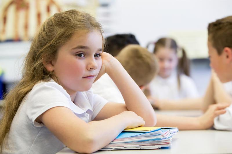 Copil la școală, Foto: Shutterstock