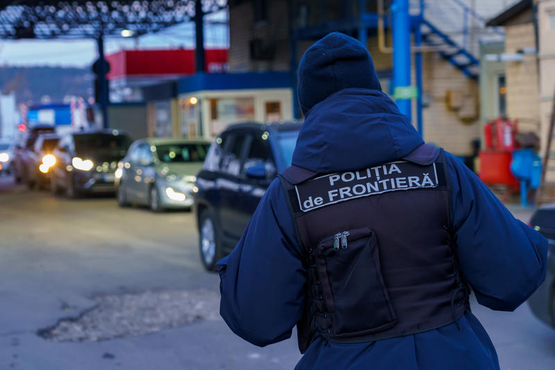 Polițist de frontieră din Republica Moldova, Foto: DreamsTime