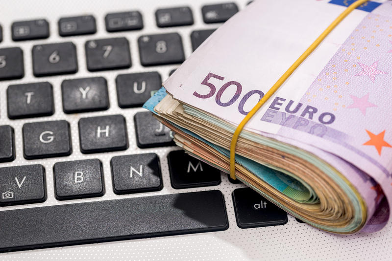 bani-euro-calculator, Foto: Dreamstime