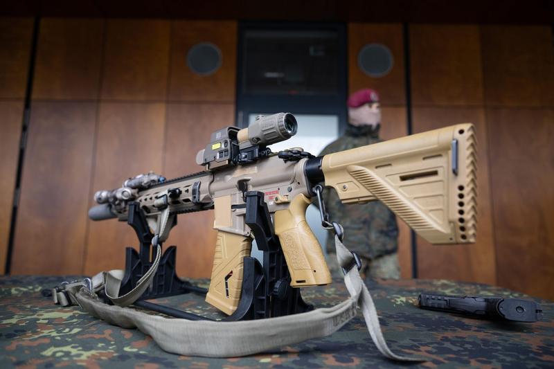 O pușcă de asalt Heckler & Koch, Foto: dpa picture alliance / Alamy / Alamy / Profimedia