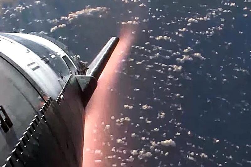 Starship la reintrarea in atmosfera, Foto: Captura YouTube