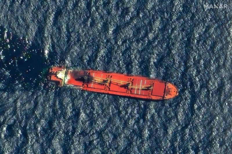 imagine din satelit cu nava Rubymar înainte de scufundarea în Marea Roșie, Foto: AFP / AFP / Profimedia