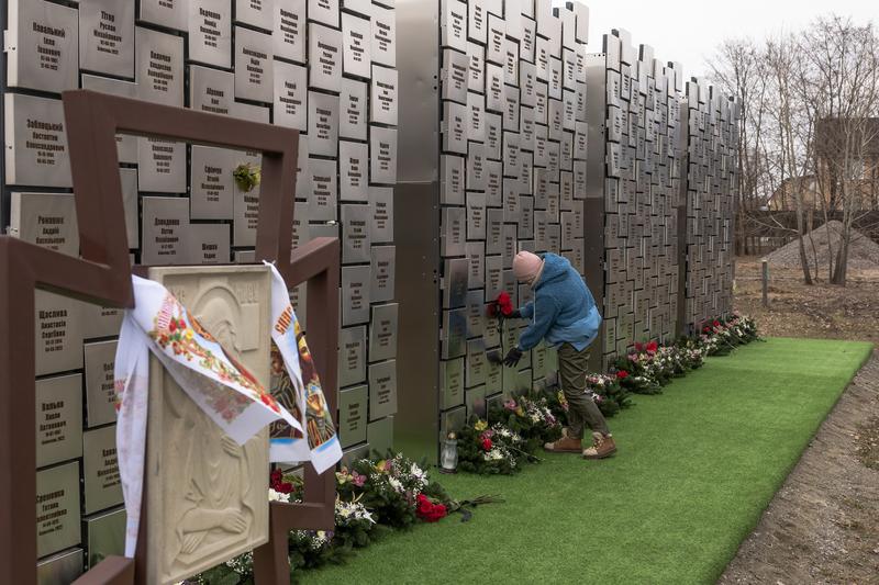 Memorial dupa masacrul din Bucea, Foto: Roman PILIPEY / AFP / Profimedia