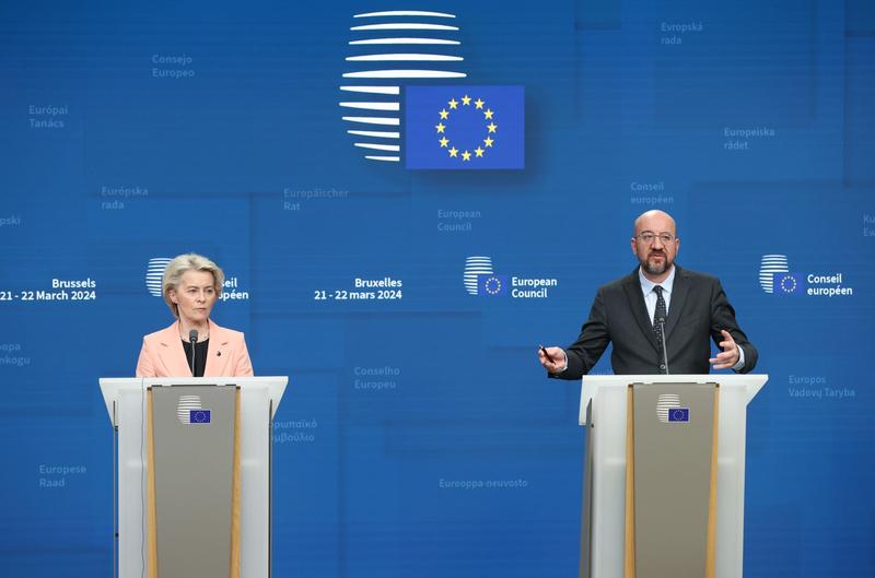 Ursula von der Leyen și Charles Michel, Foto: Zhao Dingzhe / Xinhua News / Profimedia