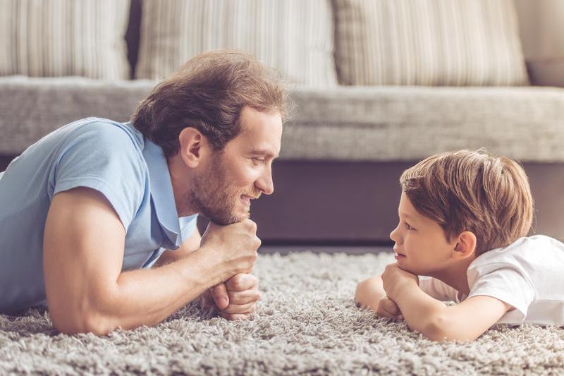 Relația copii părinți se constuirește pas cu pas, Foto: Shutterstock