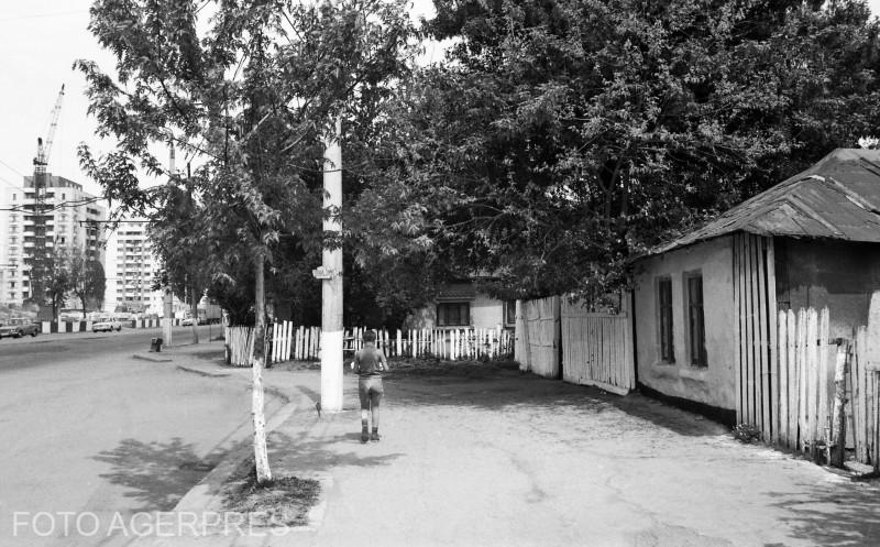 București (1986) - zona de intersecție dintre Calea Văcărești și Str. Costache Stamate, Foto: AGERPRES FOTO/ARHIVA ISTORICA