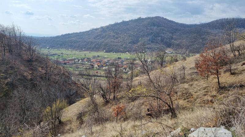 Satul Gureni, comuna Peștișani, unde autoritățile au aprobat o carieră de calcar, Foto: HotNews.ro/Catiusa Ivanov